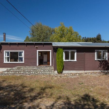 Southern Lakes Sweetie - Albert Town Bach Wanaka Bagian luar foto