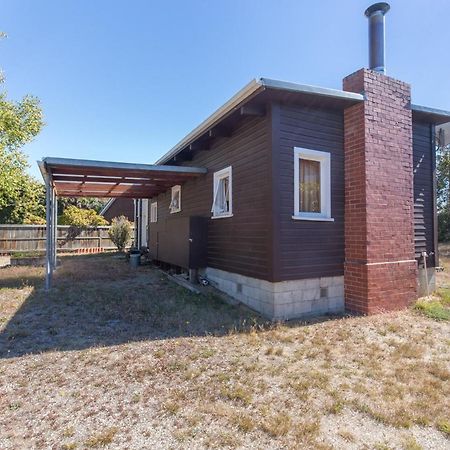 Southern Lakes Sweetie - Albert Town Bach Wanaka Bagian luar foto