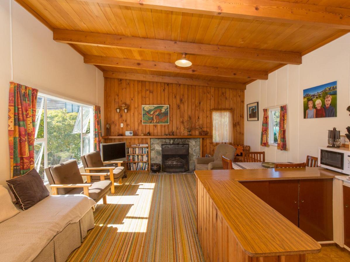 Southern Lakes Sweetie - Albert Town Bach Wanaka Bagian luar foto