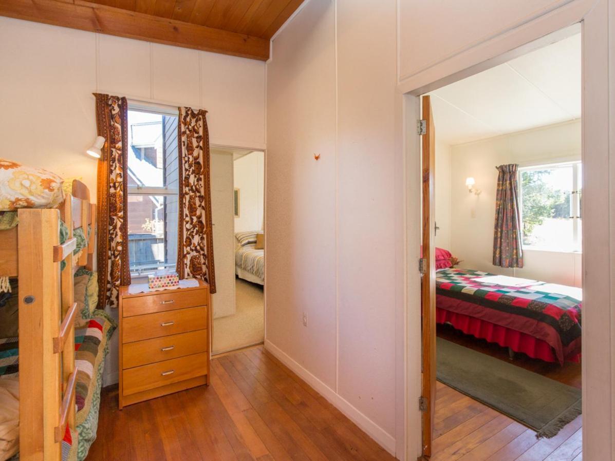 Southern Lakes Sweetie - Albert Town Bach Wanaka Bagian luar foto